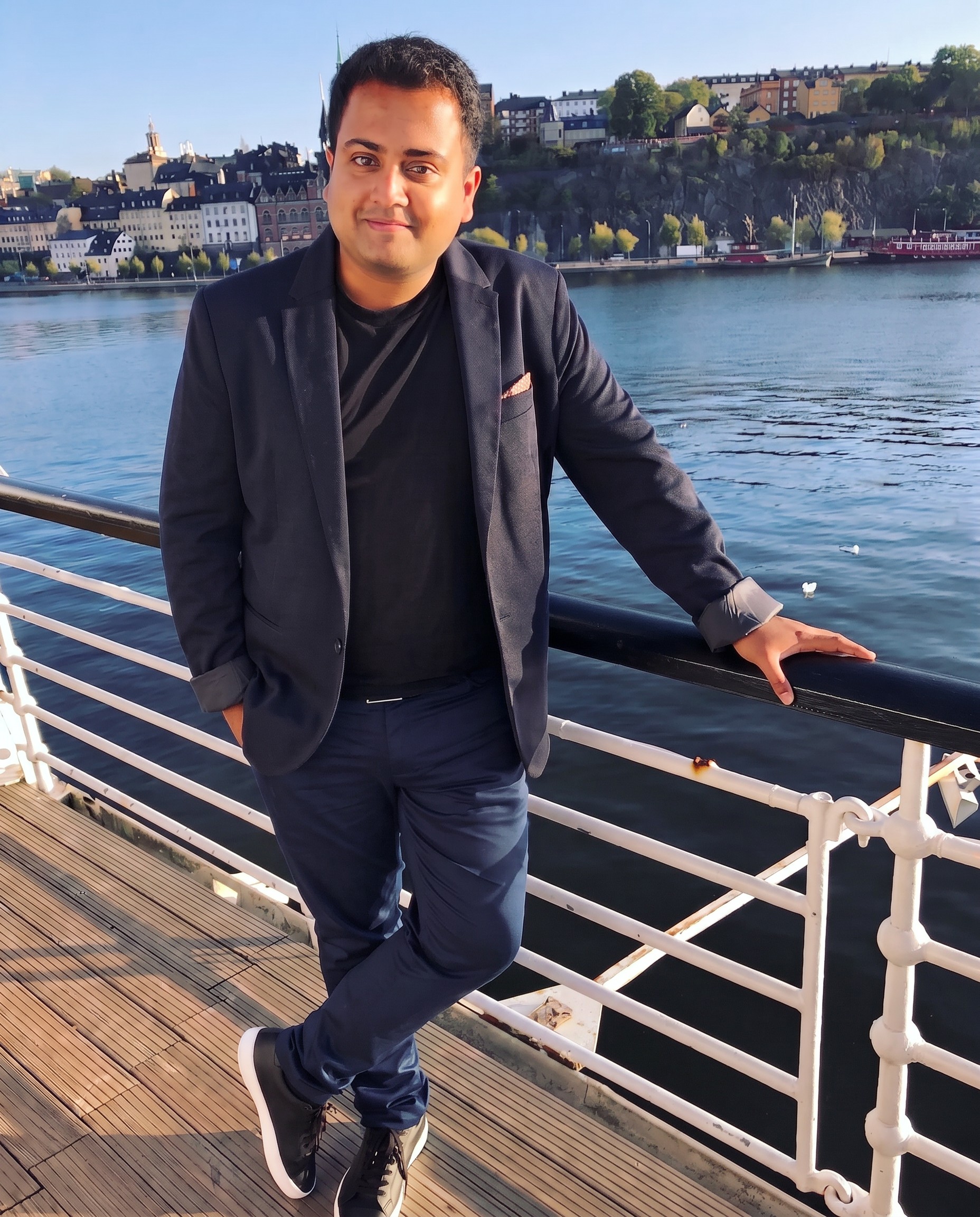 Portrait of Nikhil Sivadas, Thought Leadership & Strategic Communications Advisor based in Helsinki